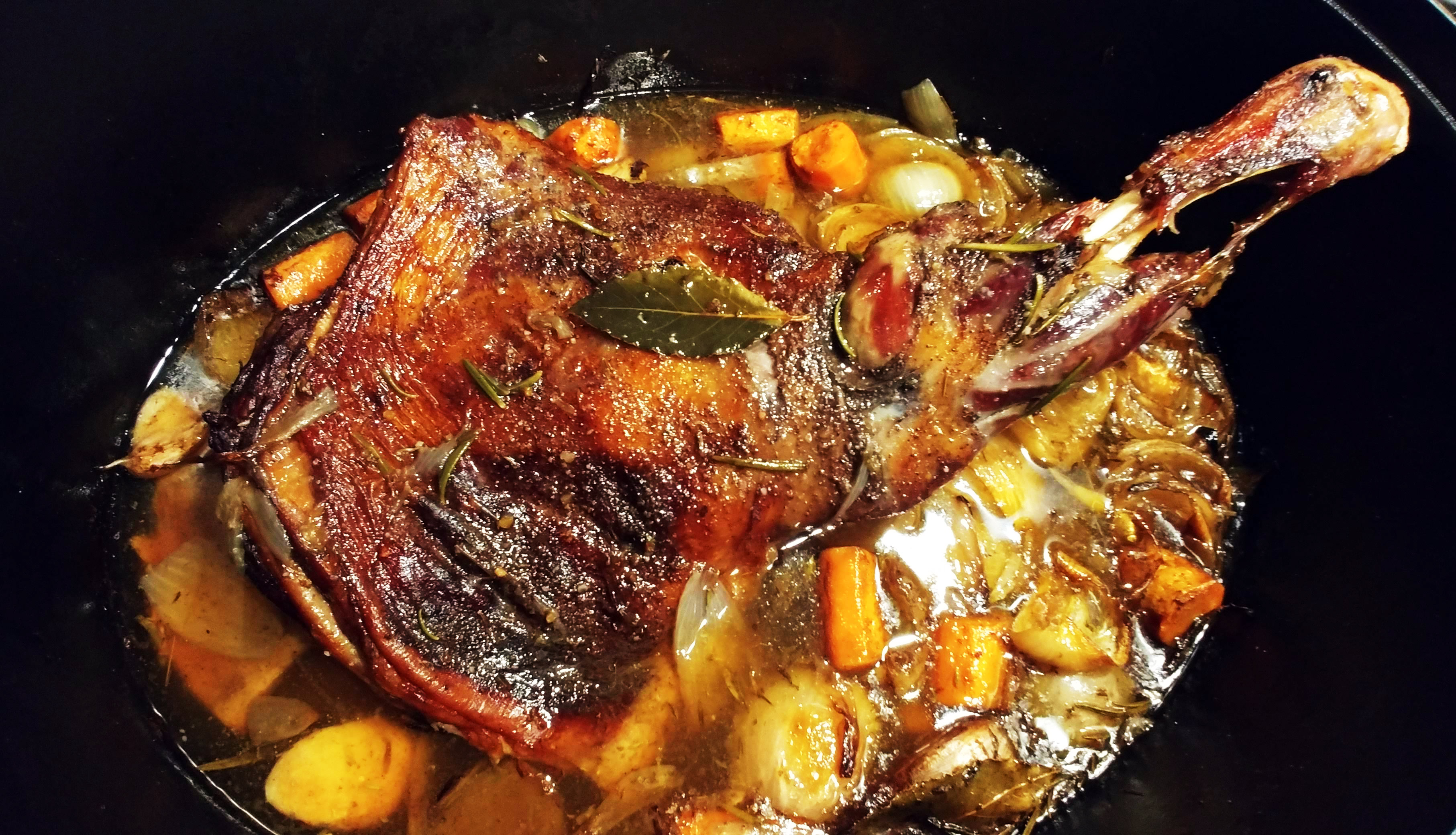 Epaule d'agneau aux légumes nouveaux - Mijoter.fr - Recettes du monde