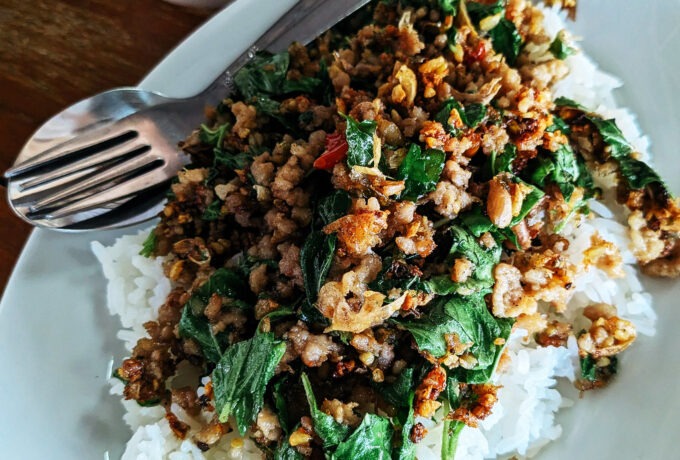 Larb au poulet et à la menthe : salade thaïlandaise