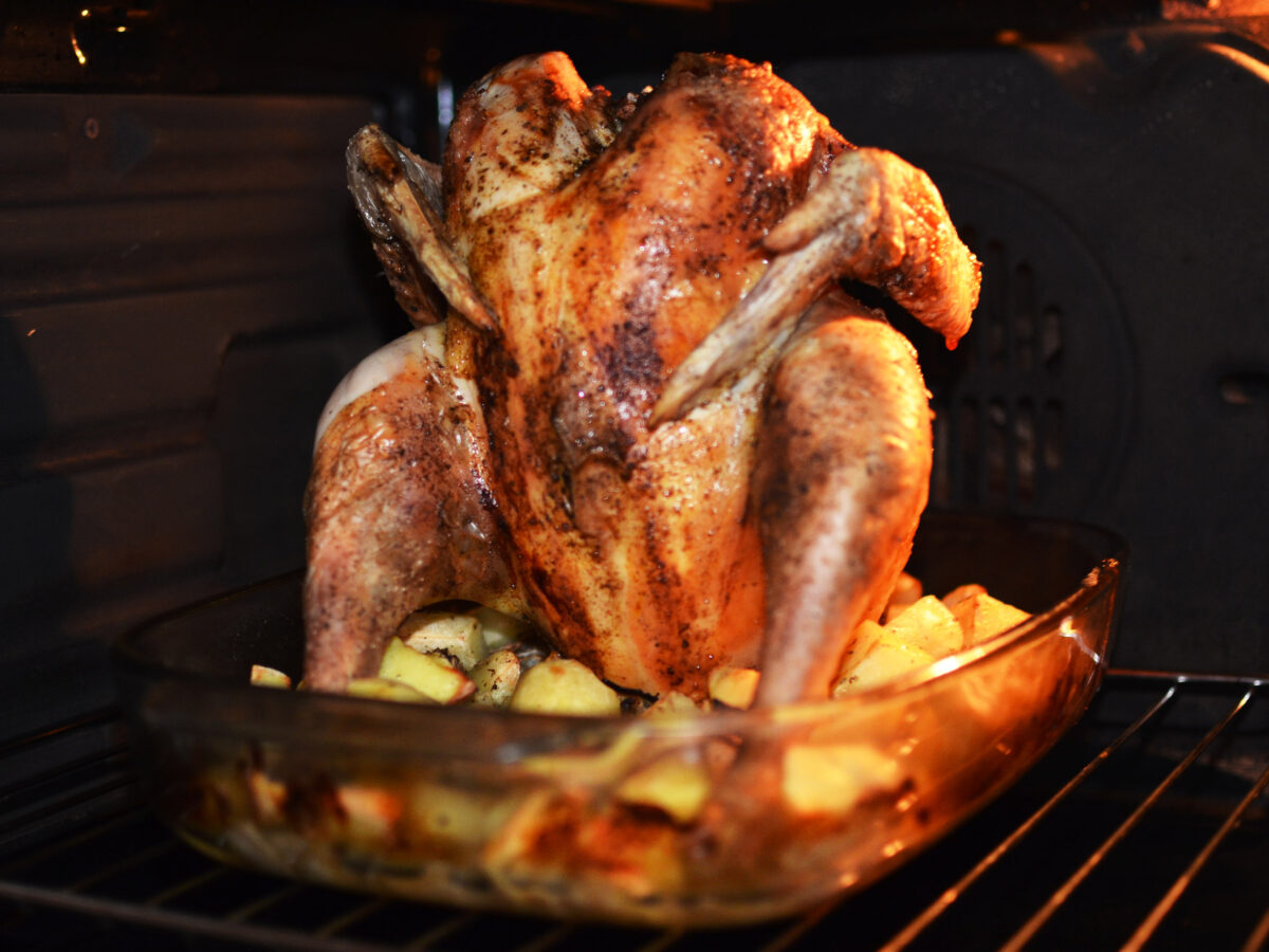 Poulet Bob sur canette de bière au paprika fumé