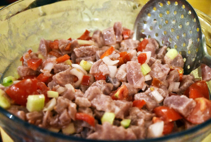 Salade tahitienne au thon, citron vert et coco