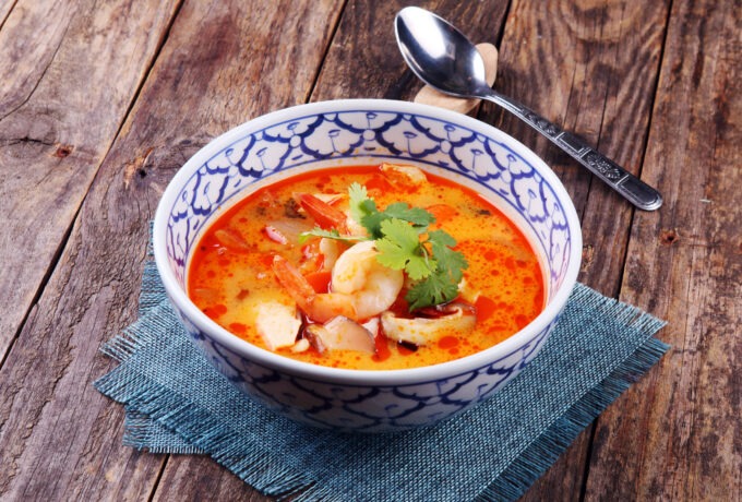 Tom Yum Goong : soupe thaïlandaise épicée aux crevettes
